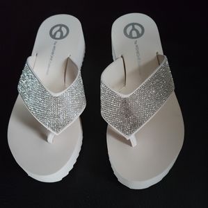 Ivory wish one platform sandals